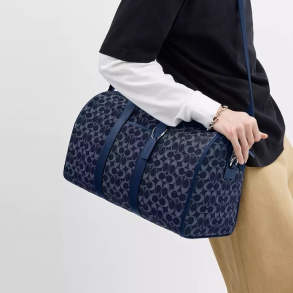 Authentic  Coach Denim Duffle - Picture 4 of 4